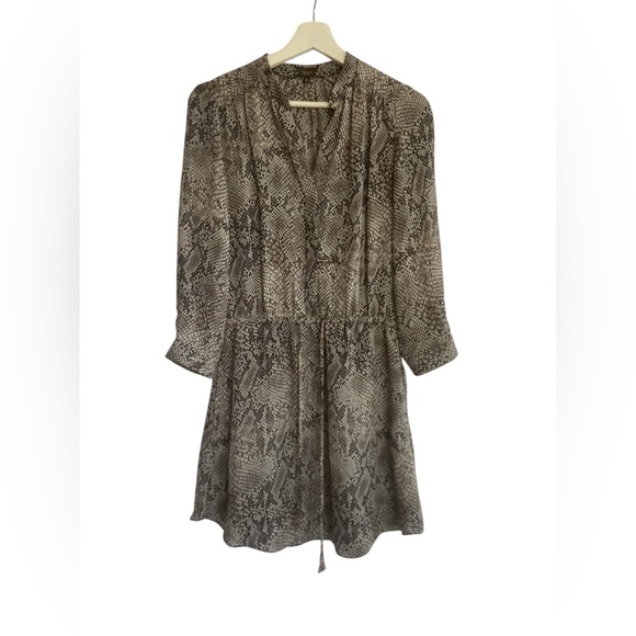 Aritzia Babaton Bennett Snake Print Silk Dress Size XS - Picture 1 of 16
